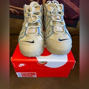 Nike Uptempo 96’ basketball shoes